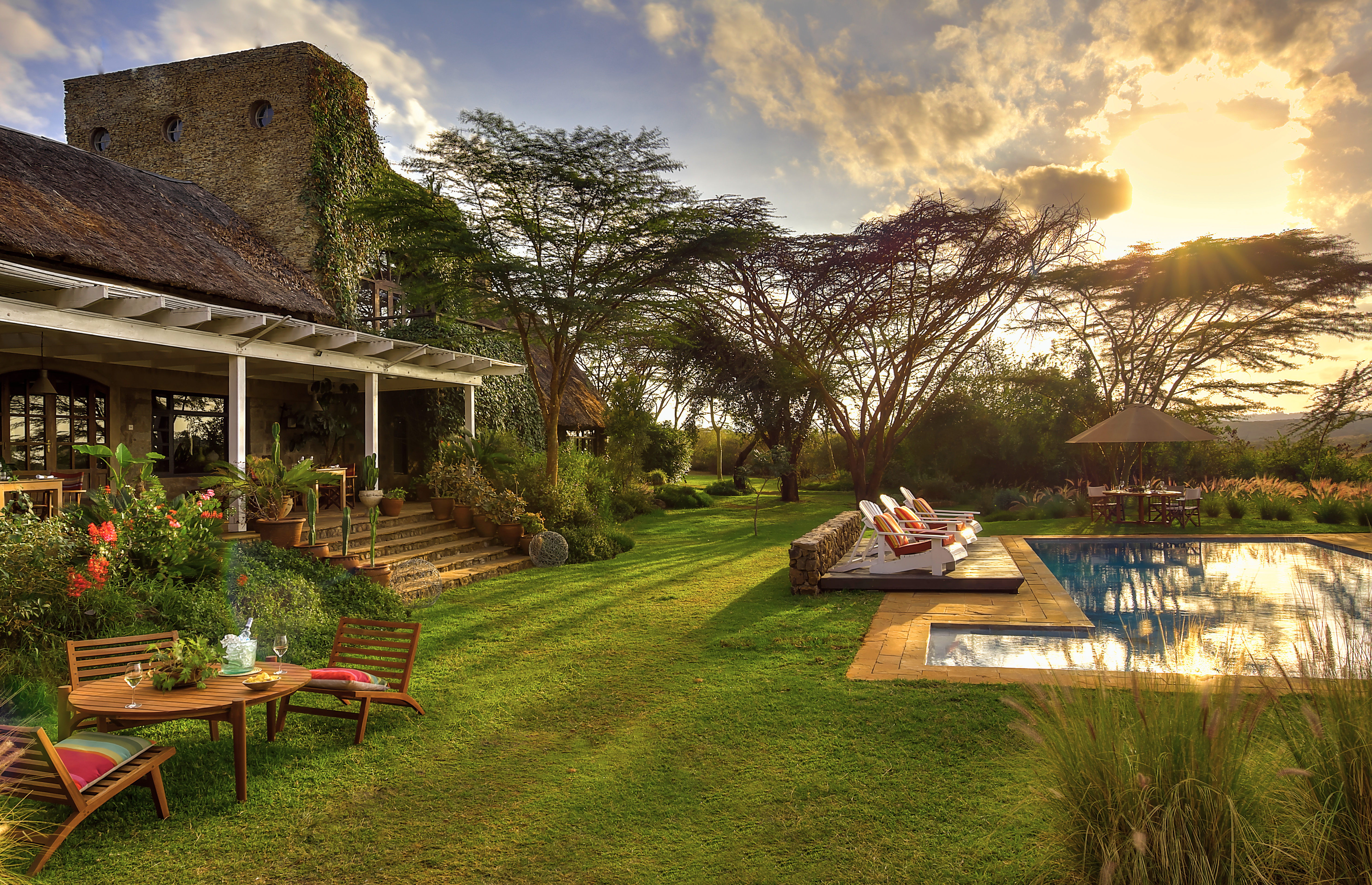 Ololo Lodge Front